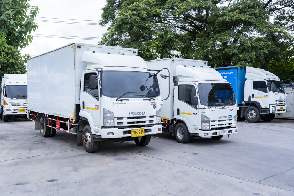 รถหกล้อ (6-Wheel Truck)